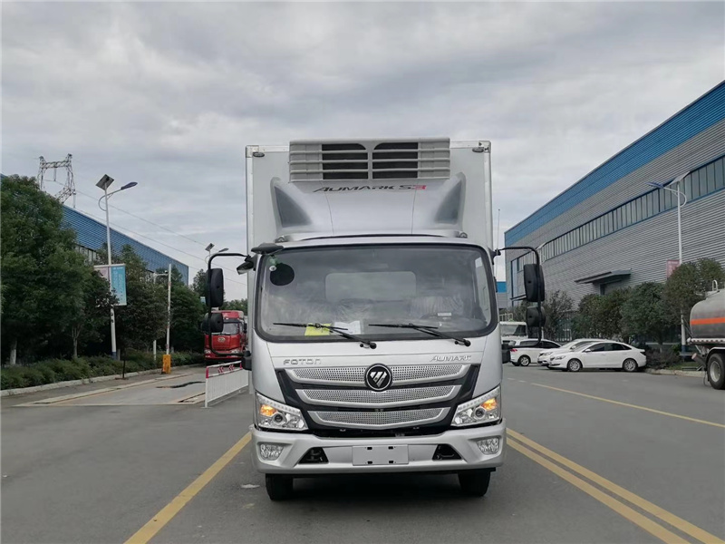 国六福田欧马可S1宽体冷藏车156马力