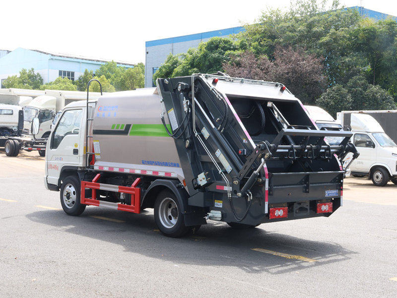 5.8方福田小卡3蓝牌不超重压缩垃圾车