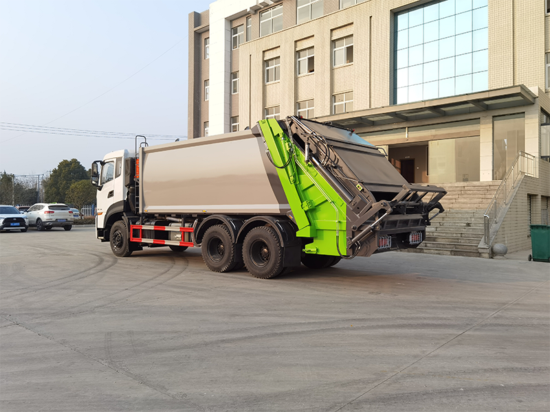 东风天龙  21方压缩垃圾车